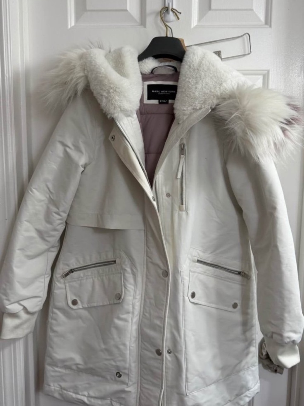Andrew Marc White Faux-Fur Trim Puffer Coat